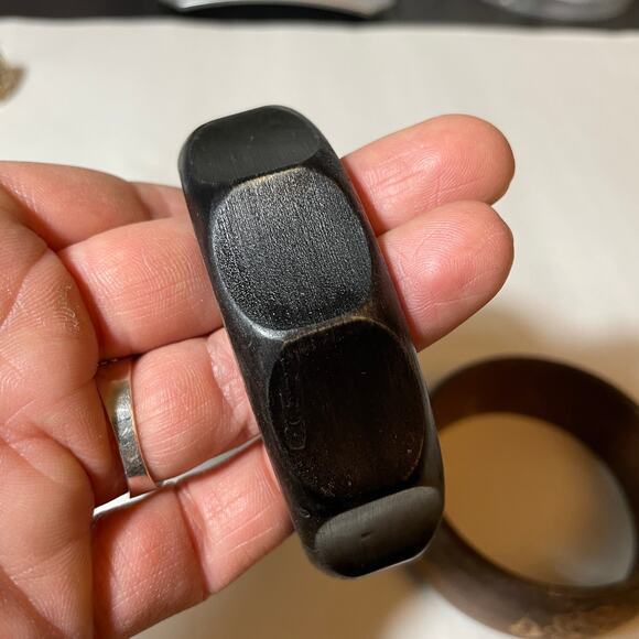 Artisan Boho Wooden Bangle Bracelets Brown Black Carved Stacked - Picture 3 of 6